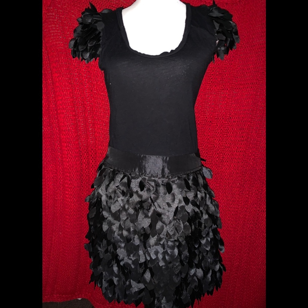 Black Kardashian collection set.